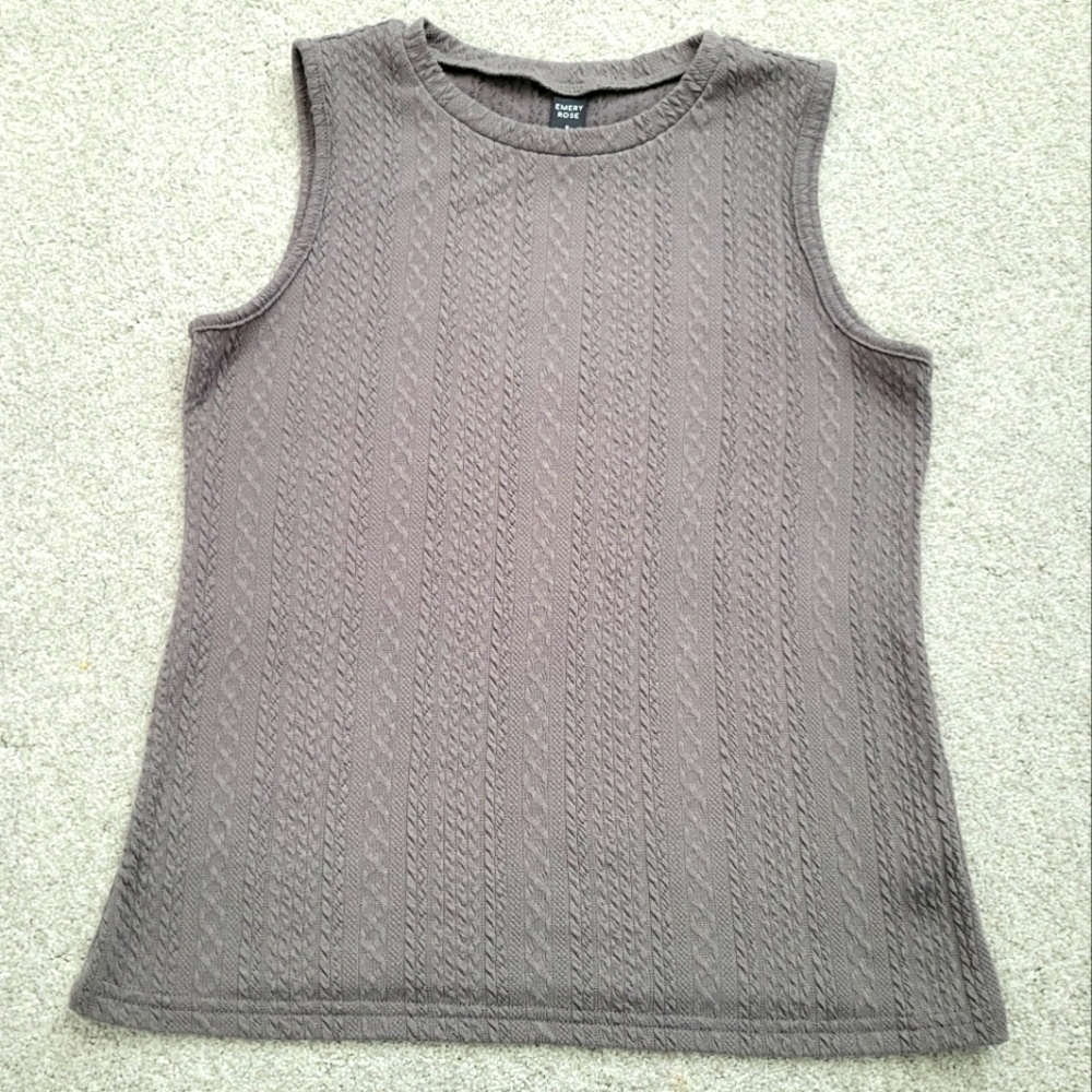 ✨EMERY ROSE Solid Tank Top✨